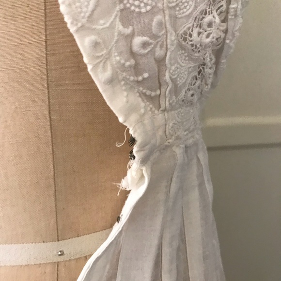 White on white cotton w/fancy lace Victorian dress XLNT cond.very Downton - Picture 10 of 13